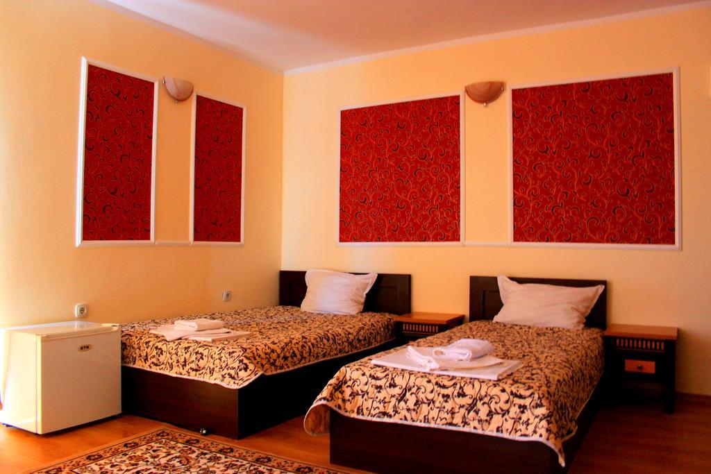 Ryor Hotel Sunny Beach Room photo